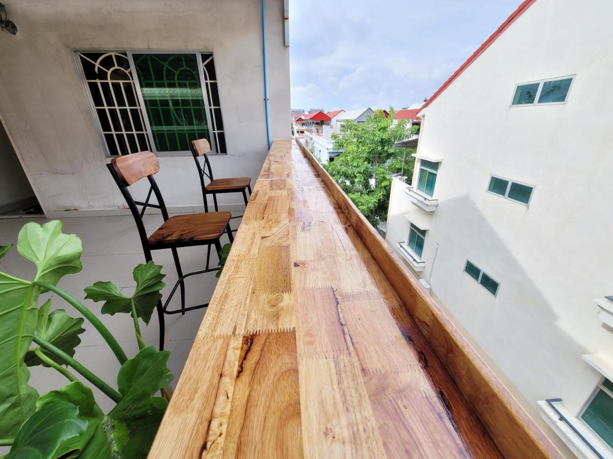 Yana House Phnom Penh Otel Dış mekan fotoğraf